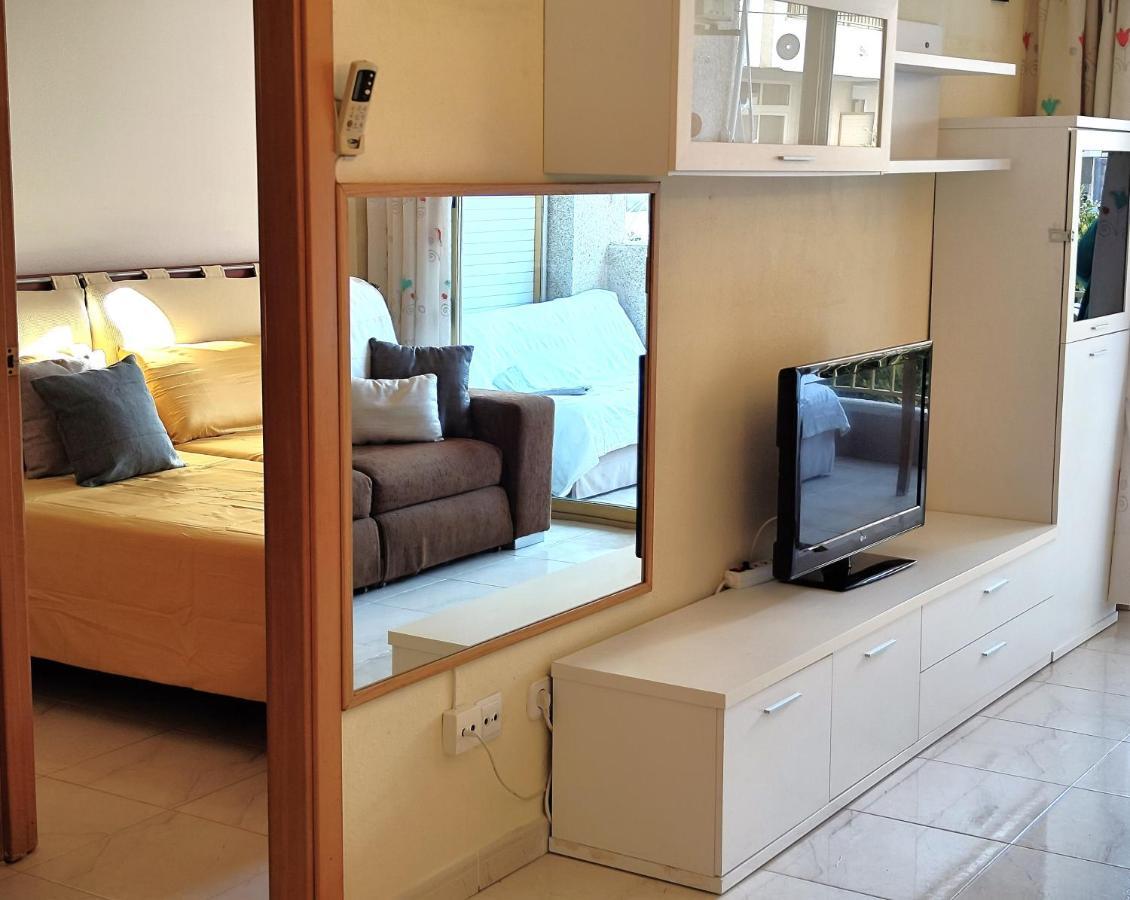 Luminoso Apartamento En Salou Con Terraza Y Parque Infantil Ideal Familias Kültér fotó