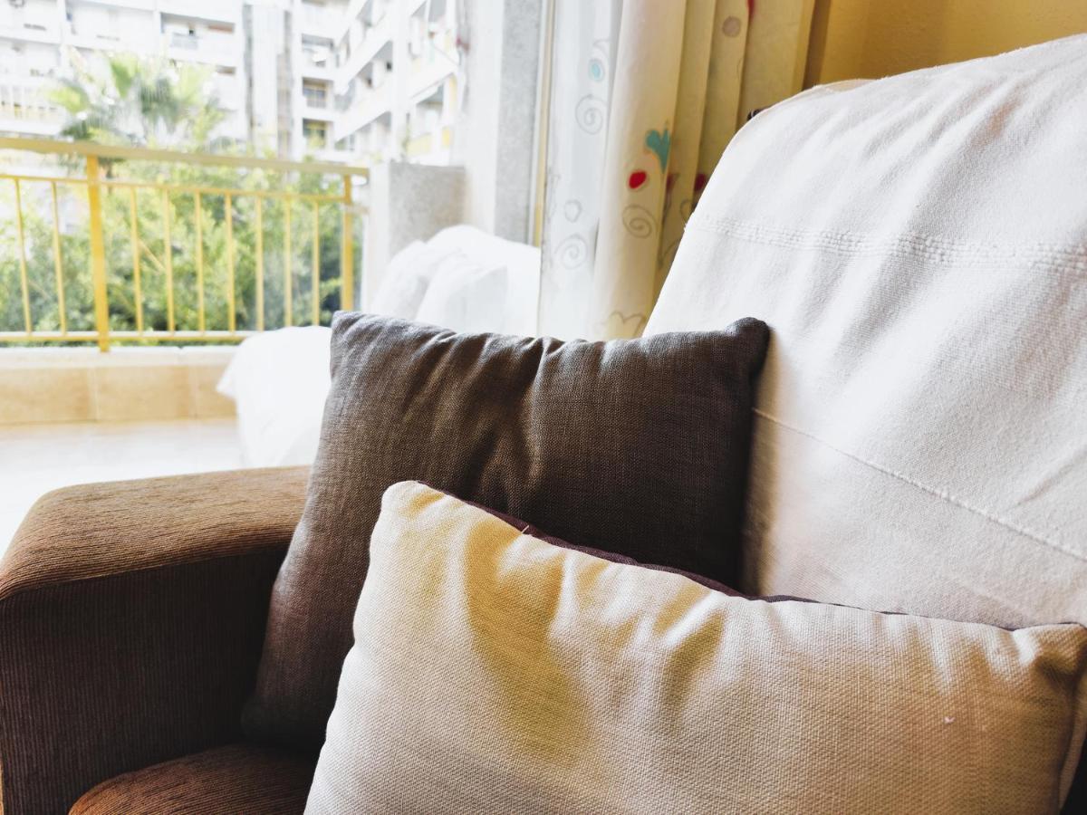 Luminoso Apartamento En Salou Con Terraza Y Parque Infantil Ideal Familias Kültér fotó