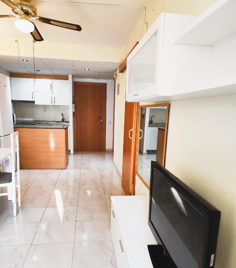 Luminoso Apartamento En Salou Con Terraza Y Parque Infantil Ideal Familias Kültér fotó