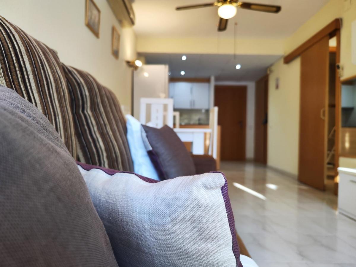 Luminoso Apartamento En Salou Con Terraza Y Parque Infantil Ideal Familias Kültér fotó