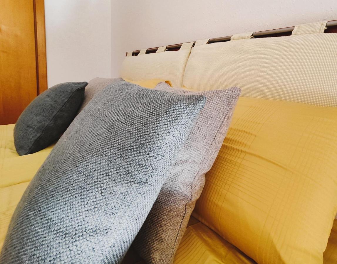 Luminoso Apartamento En Salou Con Terraza Y Parque Infantil Ideal Familias Kültér fotó