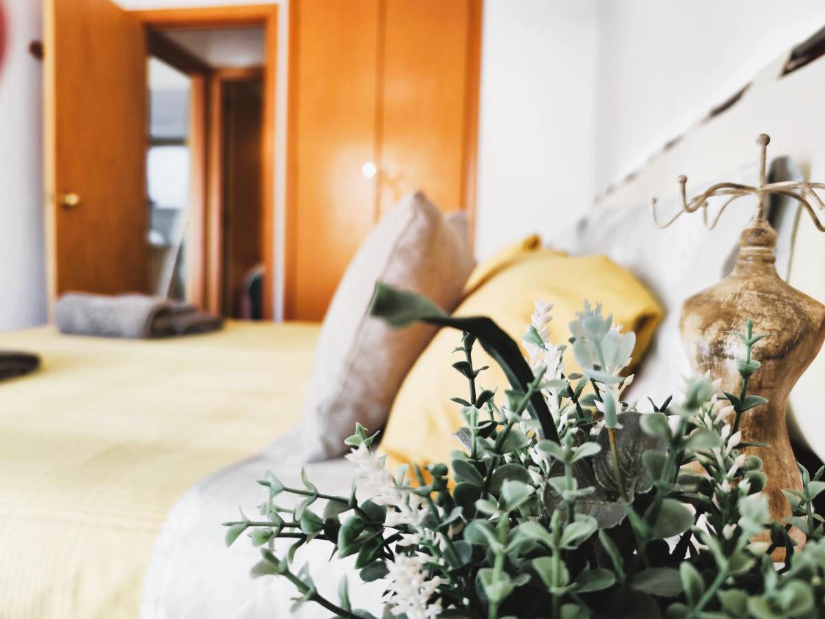 Luminoso Apartamento En Salou Con Terraza Y Parque Infantil Ideal Familias Kültér fotó