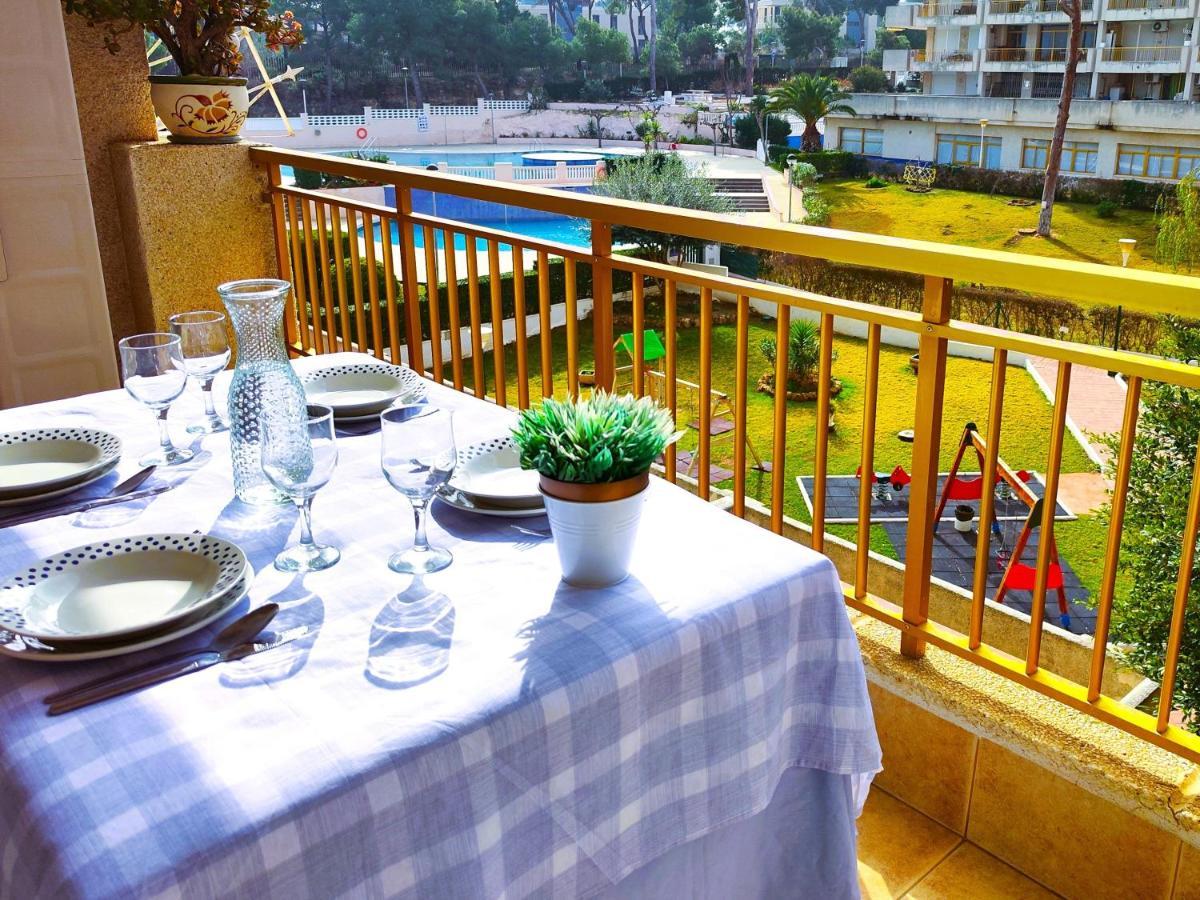 Luminoso Apartamento En Salou Con Terraza Y Parque Infantil Ideal Familias Kültér fotó