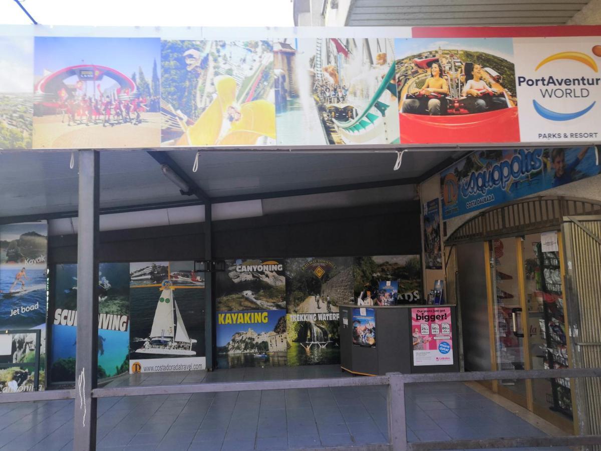 Luminoso Apartamento En Salou Con Terraza Y Parque Infantil Ideal Familias Kültér fotó